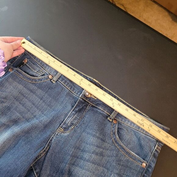 Torrid Destruction Patch Skinny Jeans 20 - Picture 7 of 10